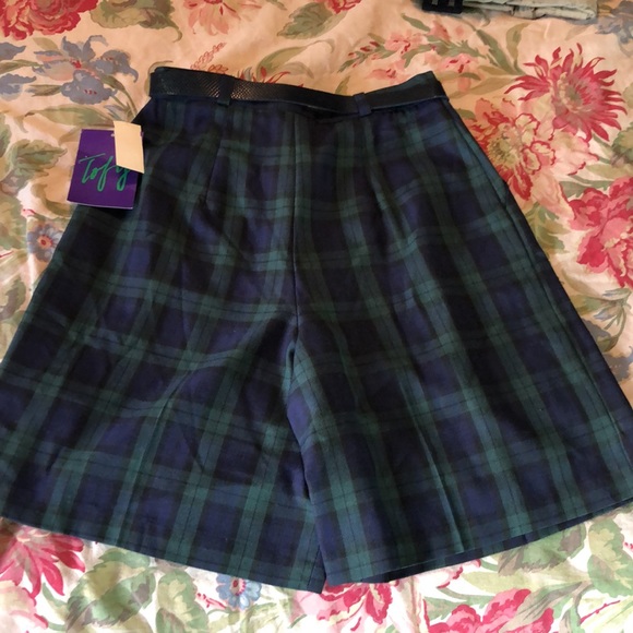 VINTAGE ‘92 Tofay Pleated Bermuda Plaid DeadStock - Picture 6 of 14